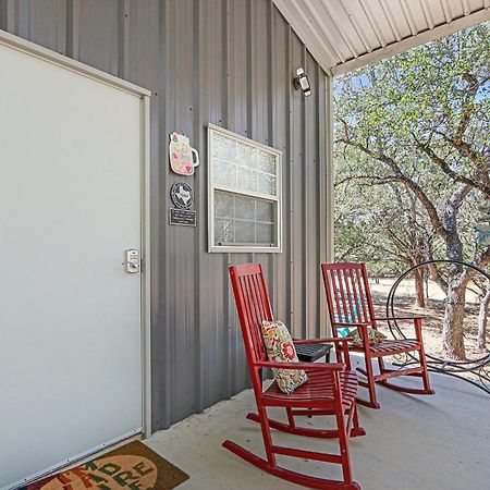 Come On Inn Wimberley Buitenkant foto